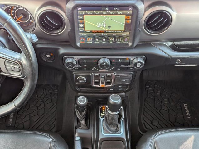 Used 2021 Jeep Gladiator Sport image 7