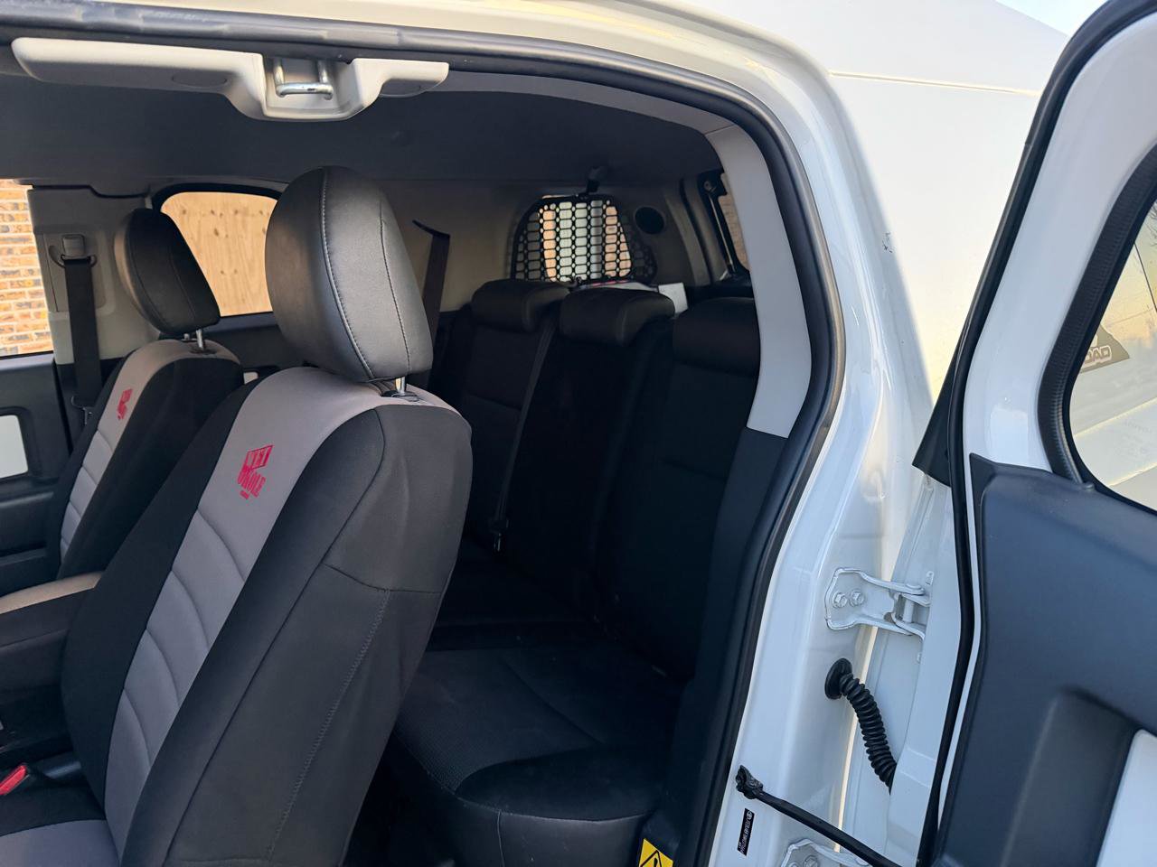 Used 2010 Toyota FJ Cruiser 4WD 4dr Man (Natl) image 10