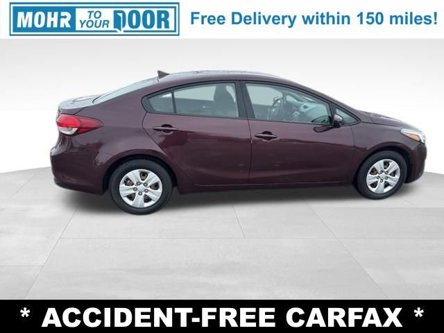 Used 2017 Kia Forte LX image 6