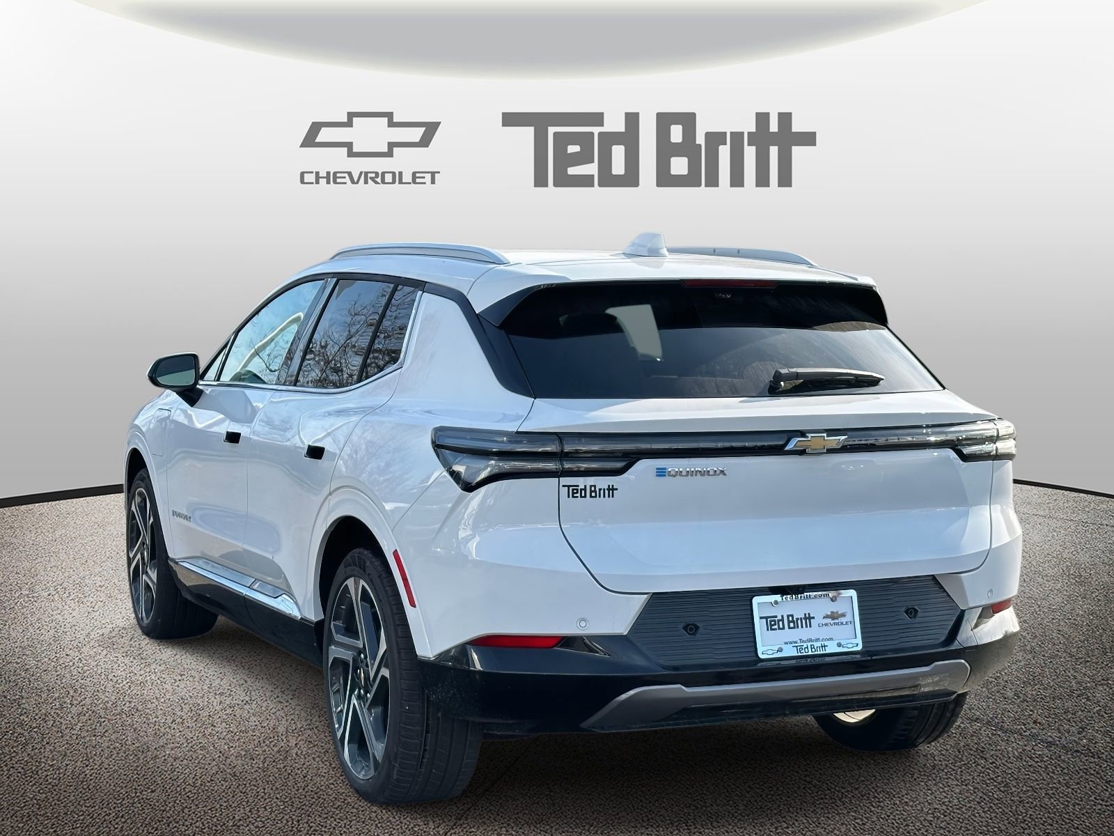 New 2026 Chevrolet Equinox EV LT w/ Convenience Package II image 6