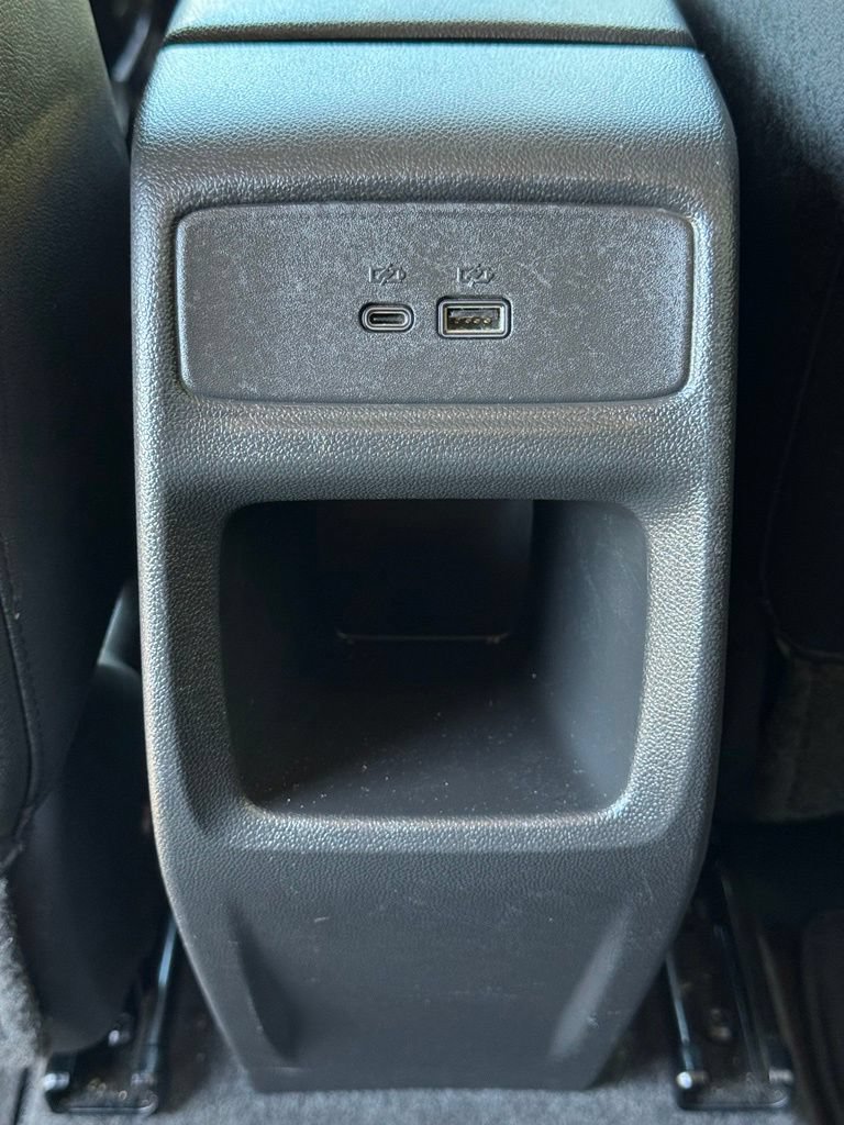Used 2025 Chevrolet Trax LT FWD image 15