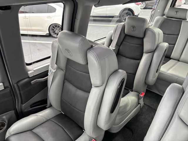 Used 2020 GMC Savana 2500 Extended w/ Enhanced Convenience Package RWD image 44