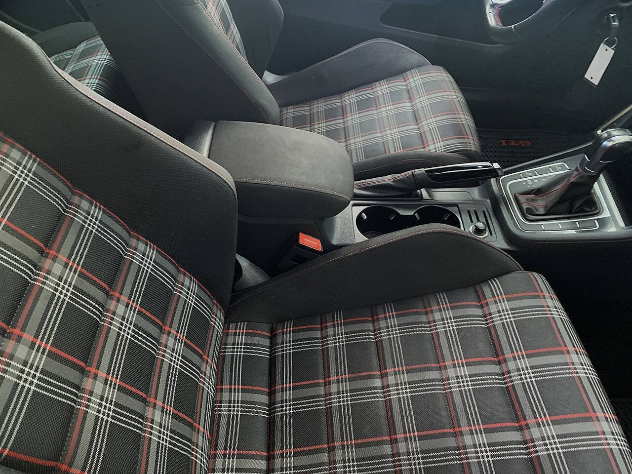 Used 2016 Volkswagen GTI S FWD image 11