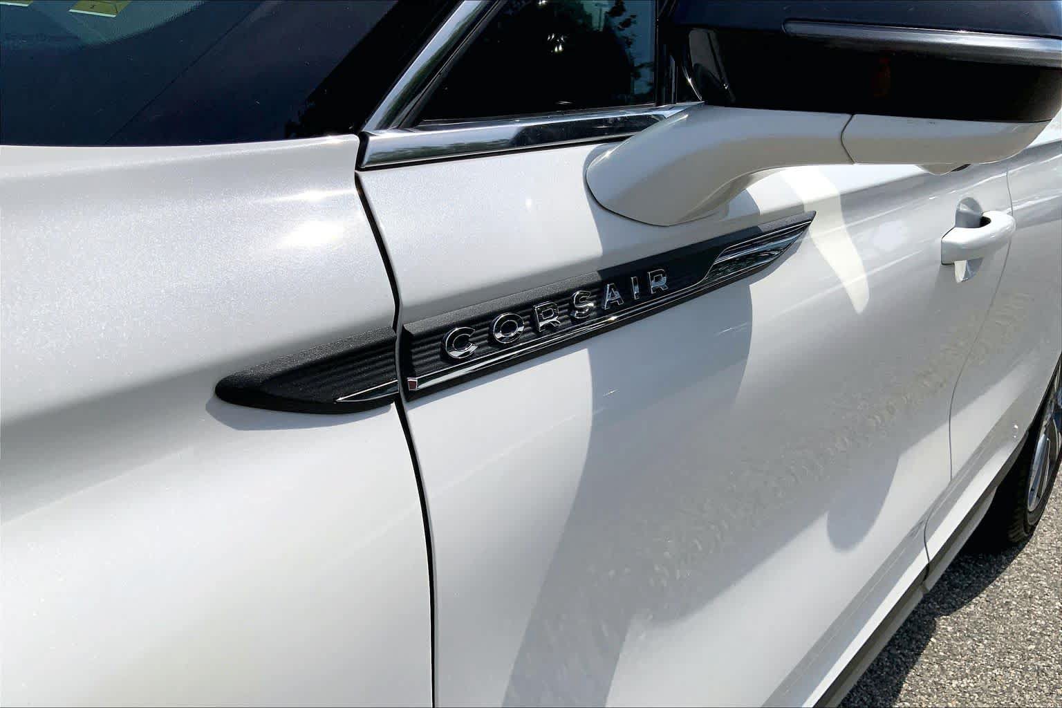 Used 2022 Lincoln Corsair Reserve w/ Equipment Group 201A AWD/4WD image 10