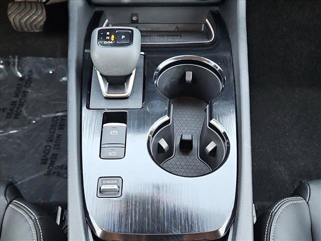 Used 2026 Nissan Rogue SL FWD image 12