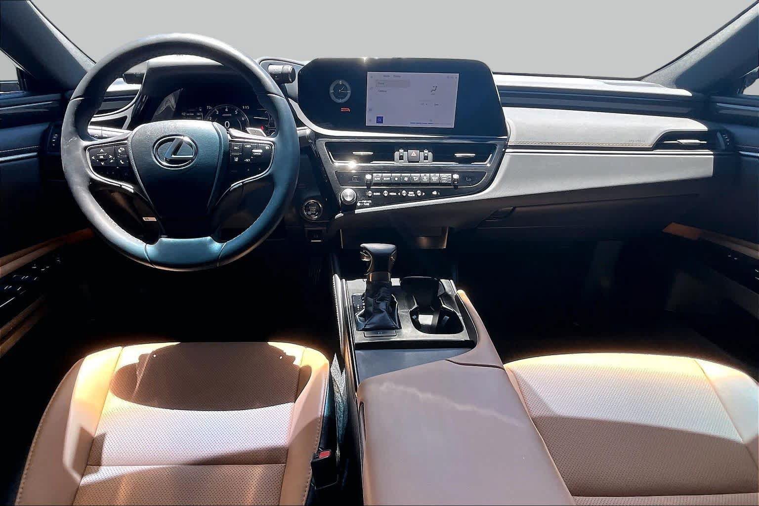 Used 2025 Lexus ES 350 w/ Accessory Package (P3) FWD image 14
