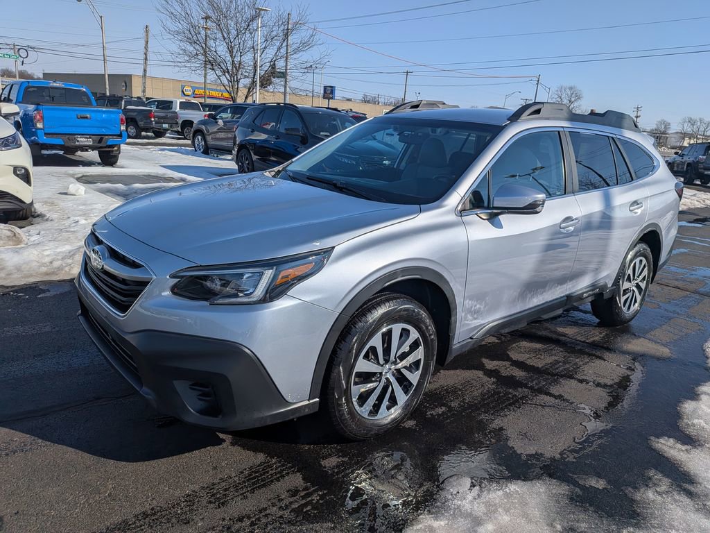 Used 2021 Subaru Outback Premium image 3