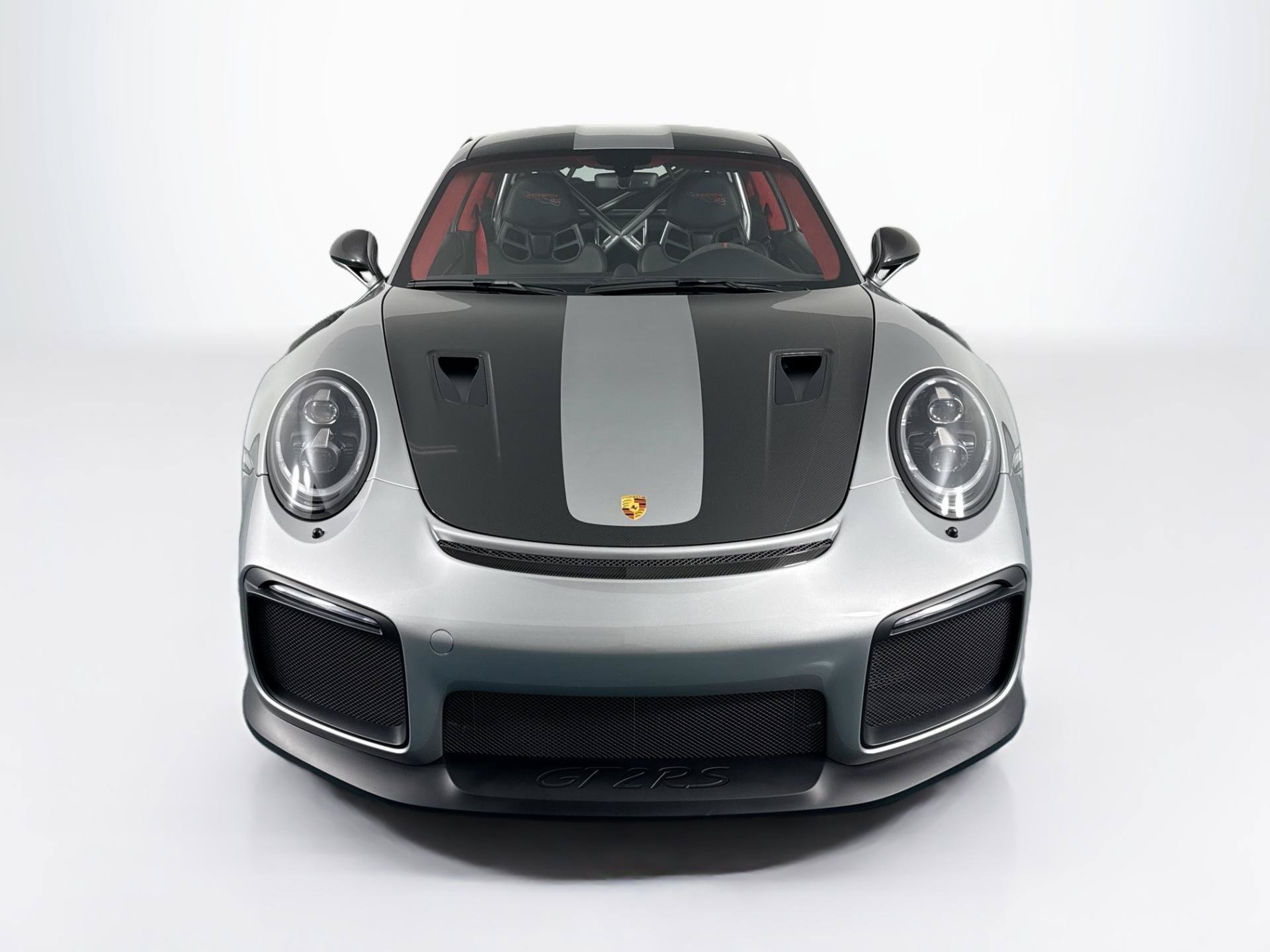 Used 2018 Porsche 911 GT2 RS RWD image 2