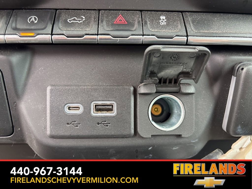 Used 2022 Chevrolet Silverado 1500 Custom w/ LPO, Dark Essentials Package image 19