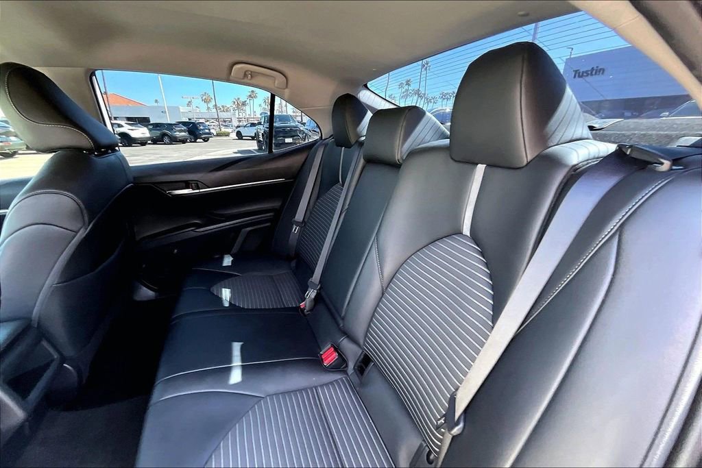 Used 2023 Toyota Camry SE image 15