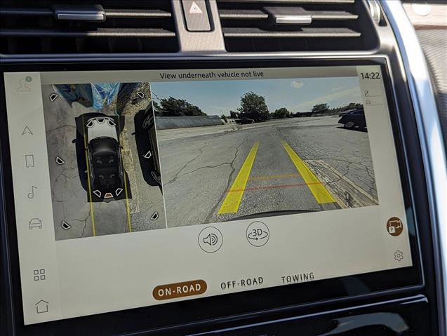 New 2025 Land Rover Discovery Dynamic SE image 14