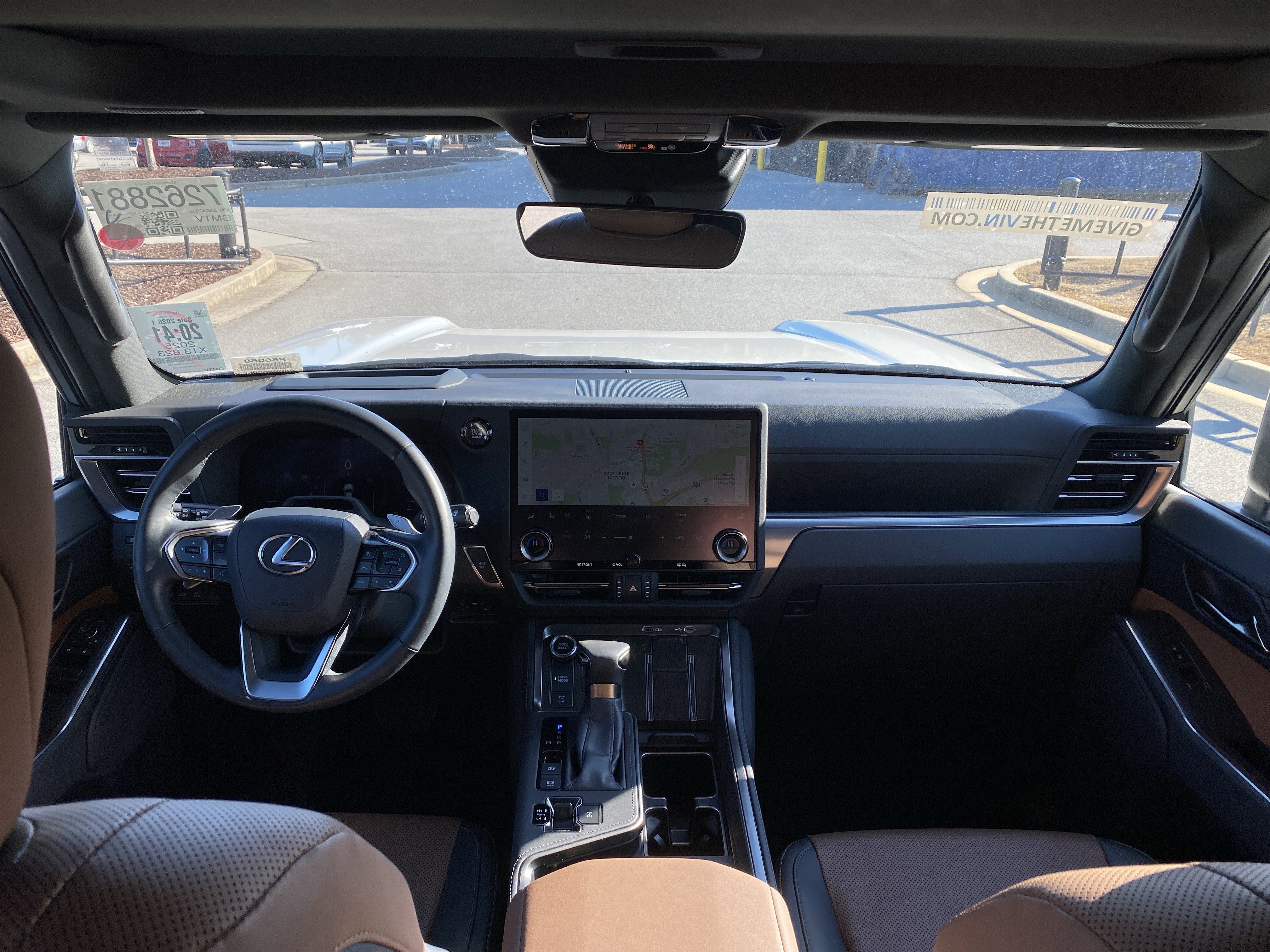 Used 2025 Lexus GX 550 image 18