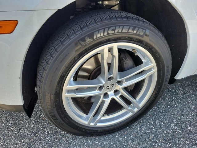 Used 2019 Porsche Macan image 17