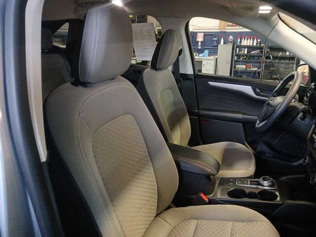 Certified 2022 Ford Escape SE w/ Cold Weather Package image 58