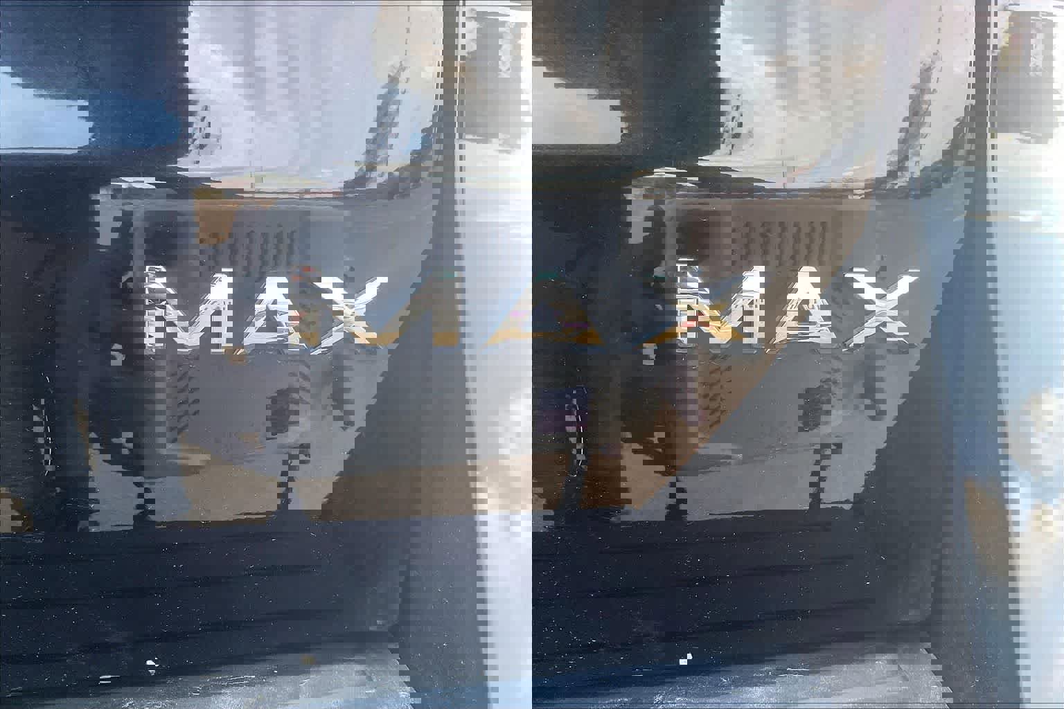 Used 2024 Ford Expedition Max XLT image 7