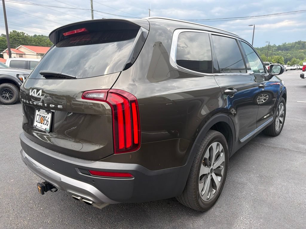 Used 2022 Kia Telluride EX w/ EX Premium Package AWD/4WD image 4