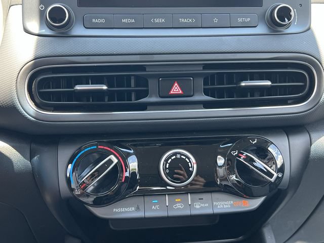 Used 2022 Hyundai Kona SE w/ Cargo Package FWD image 19
