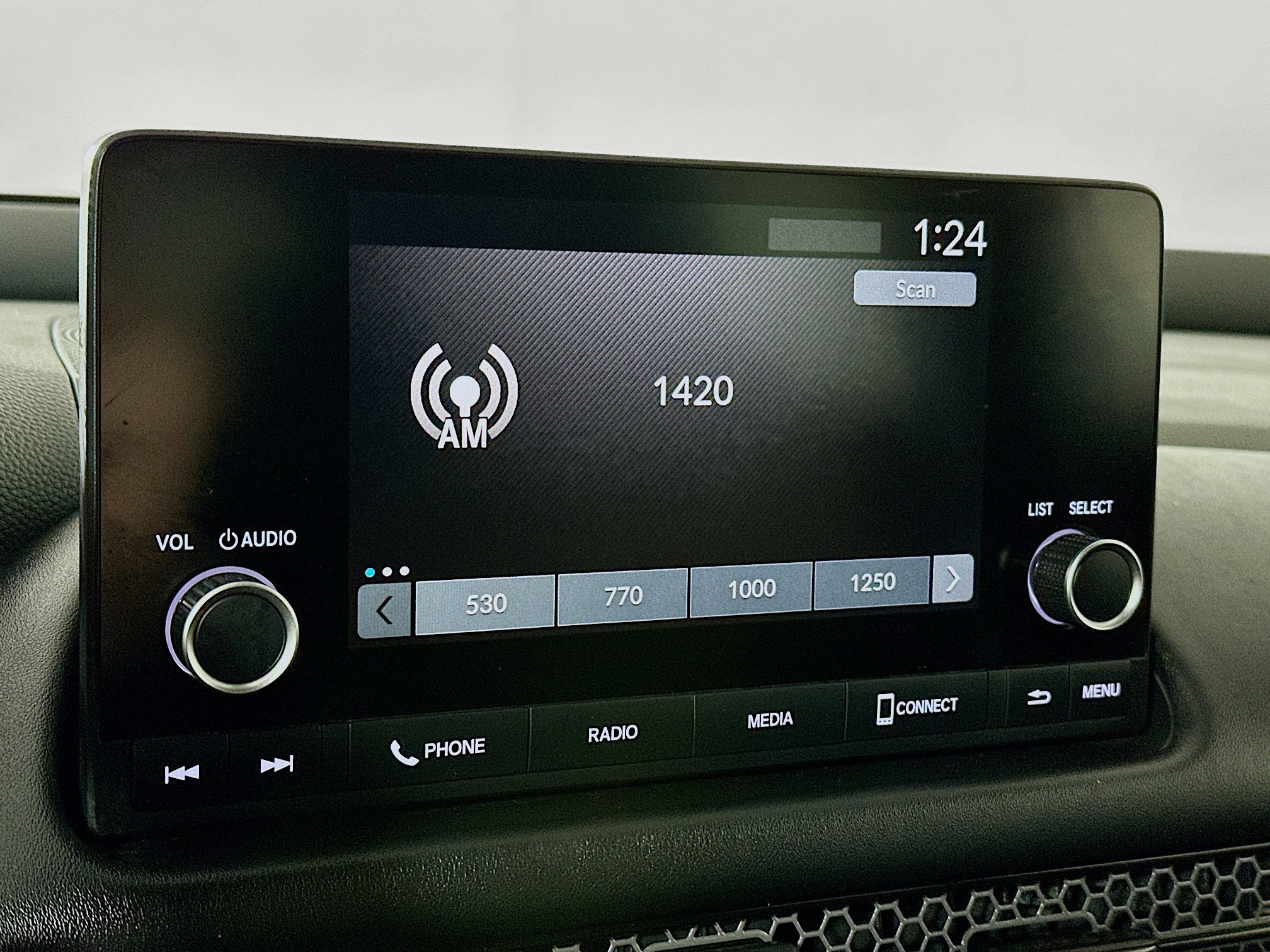 Certified 2025 Honda HR-V Sport image 14