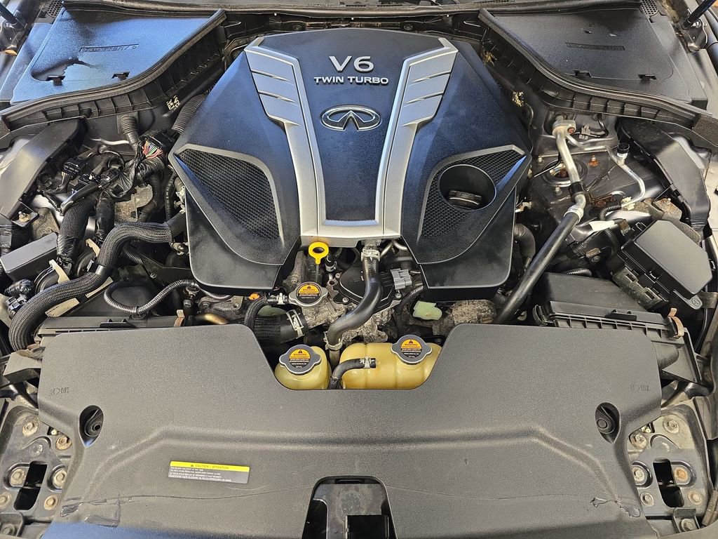 Used 2018 INFINITI Q60 3.0t Luxe w/ Sensory Package 3.0T Luxe AWD/4WD image 34