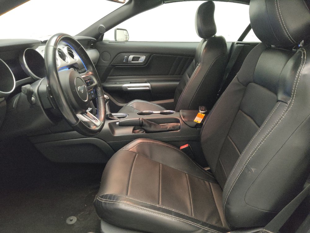 Used 2020 Ford Mustang Premium RWD image 17
