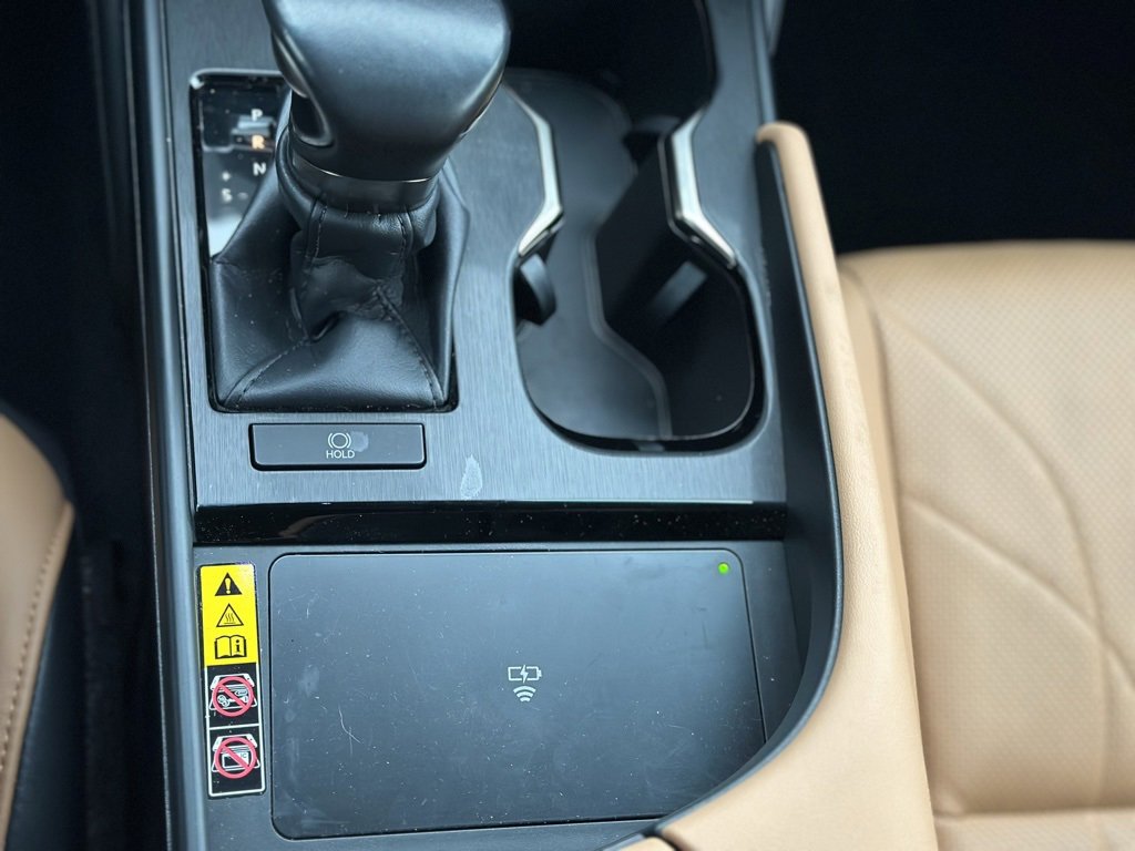 Used 2024 Lexus ES 350 Ultra Luxury image 16