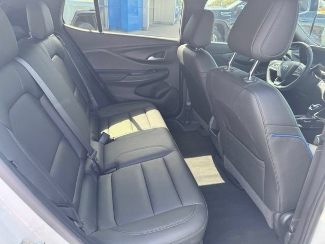 Used 2025 Buick Envista Sport Touring w/ Convenience I Package FWD image 23