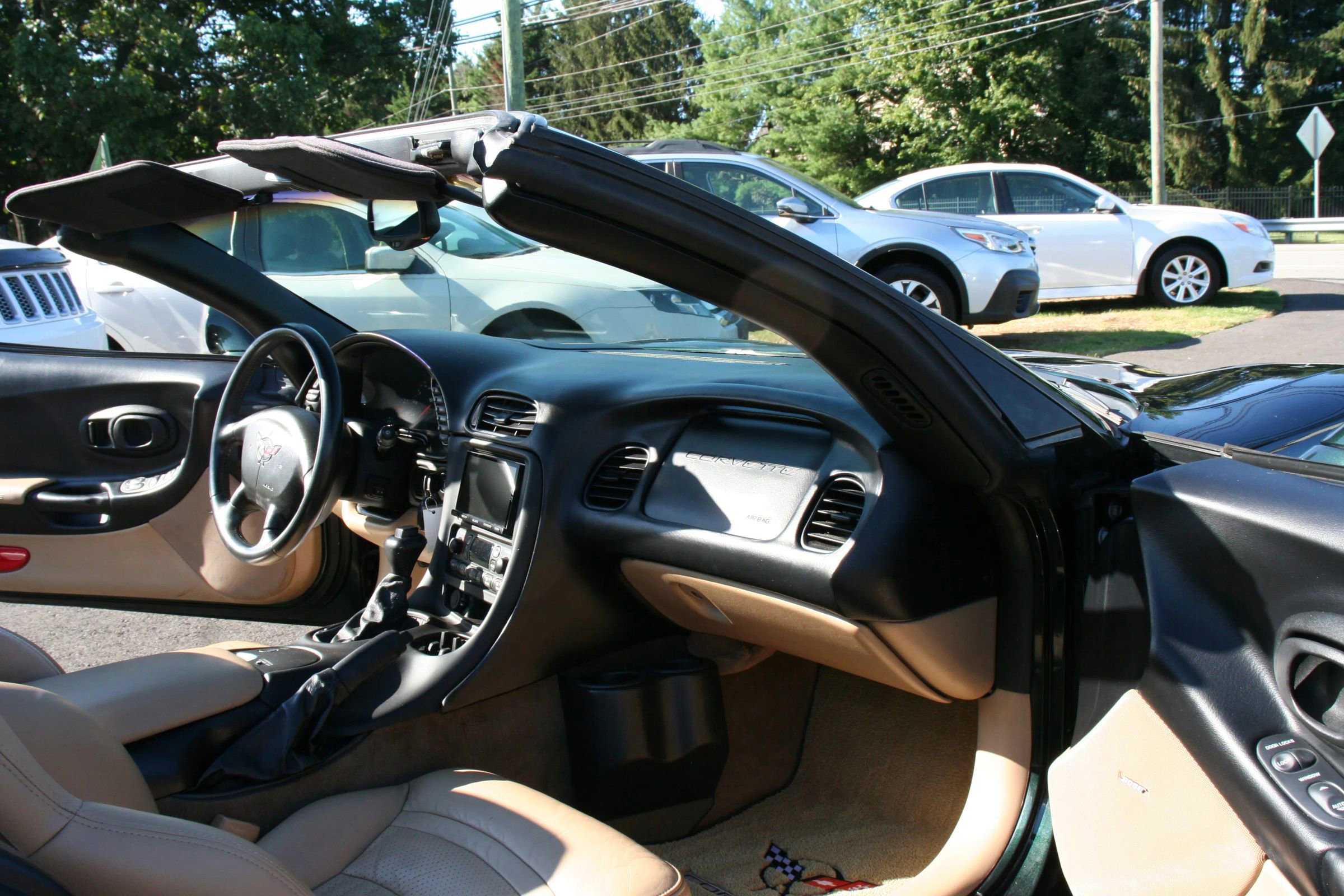 Used 2001 Chevrolet Corvette Convertible w/ Preferred Equipment Group2 image 38