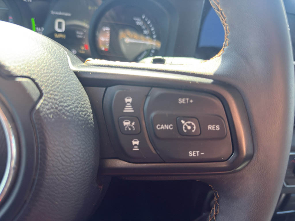 Used 2024 Jeep Wrangler Unlimited AWD/4WD image 20