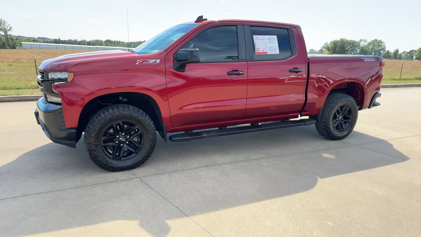 Used 2021 Chevrolet Silverado 1500 LT Trail Boss w/ Convenience Package II AWD/4WD image 5