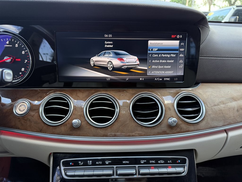 Used 2017 Mercedes-Benz E 300 4MATIC image 26