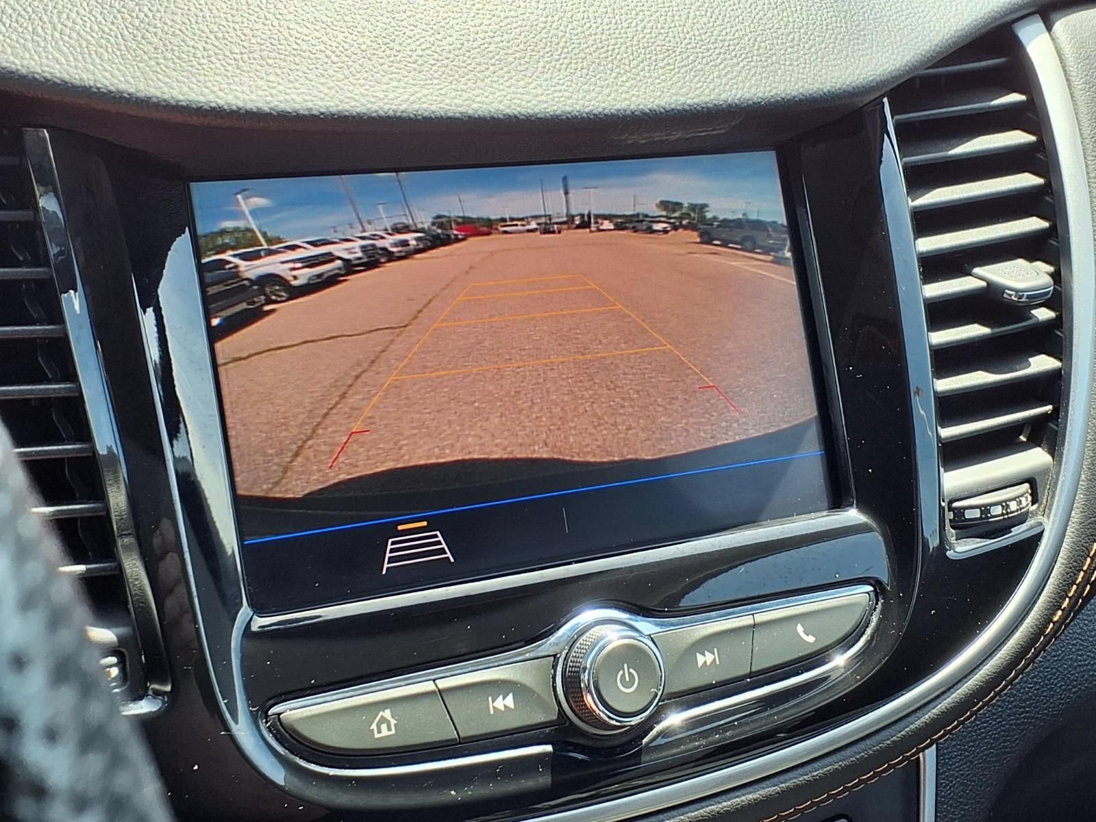 Used 2020 Chevrolet Trax LS FWD image 23
