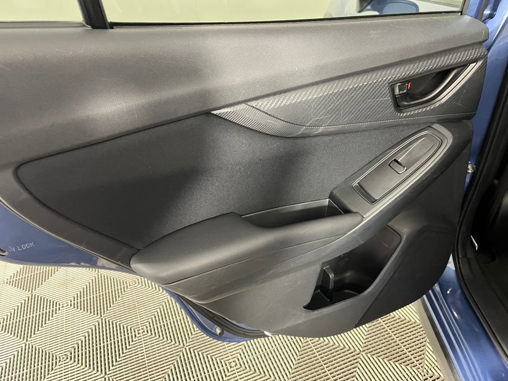 Used 2021 Subaru Crosstrek 2.0i image 12