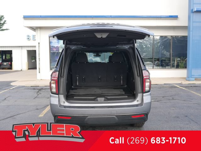 Used 2021 Chevrolet Suburban Z71 AWD/4WD image 18
