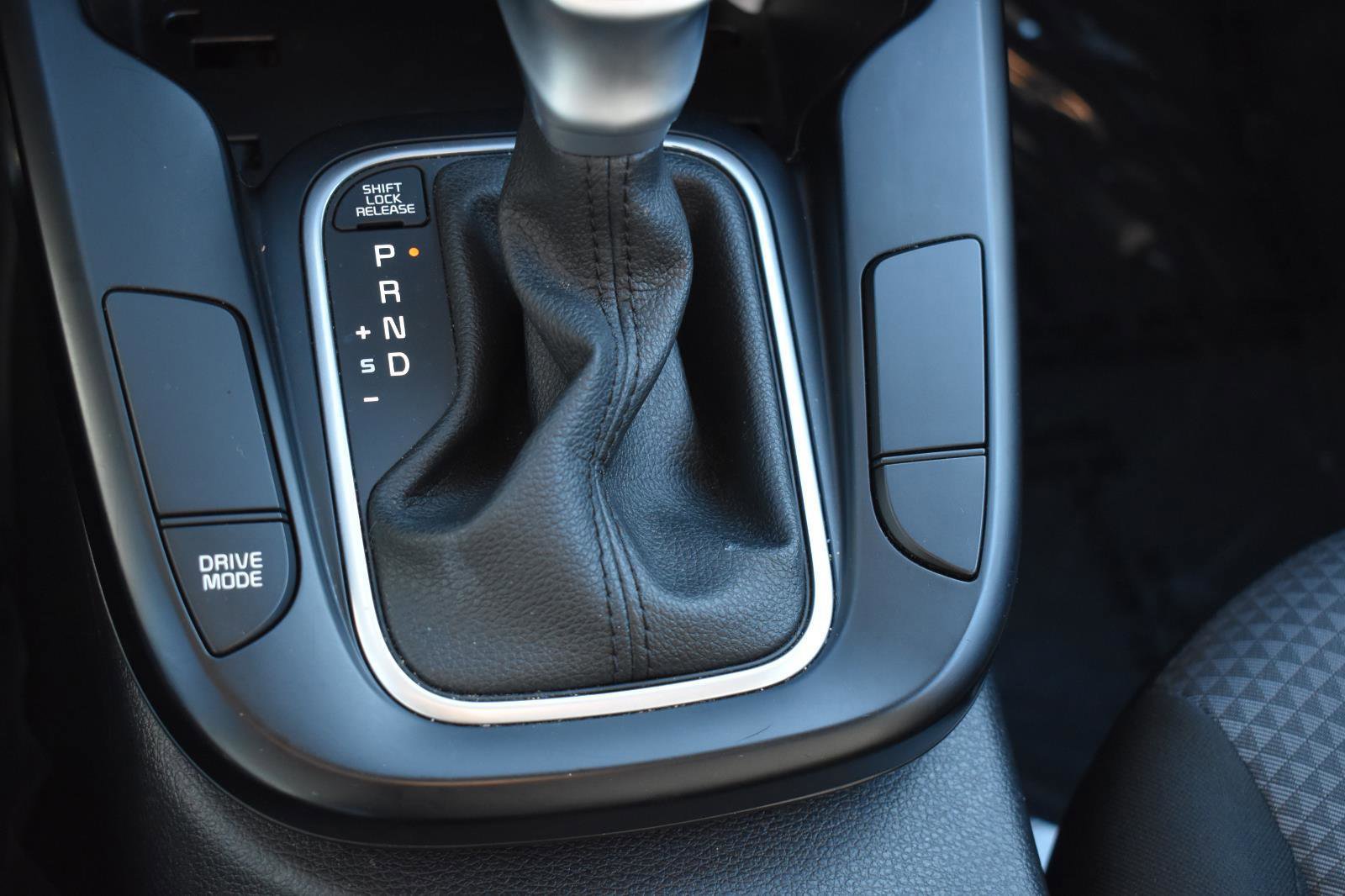 Used 2024 Kia Soul LX w/ Option Group 015 image 10