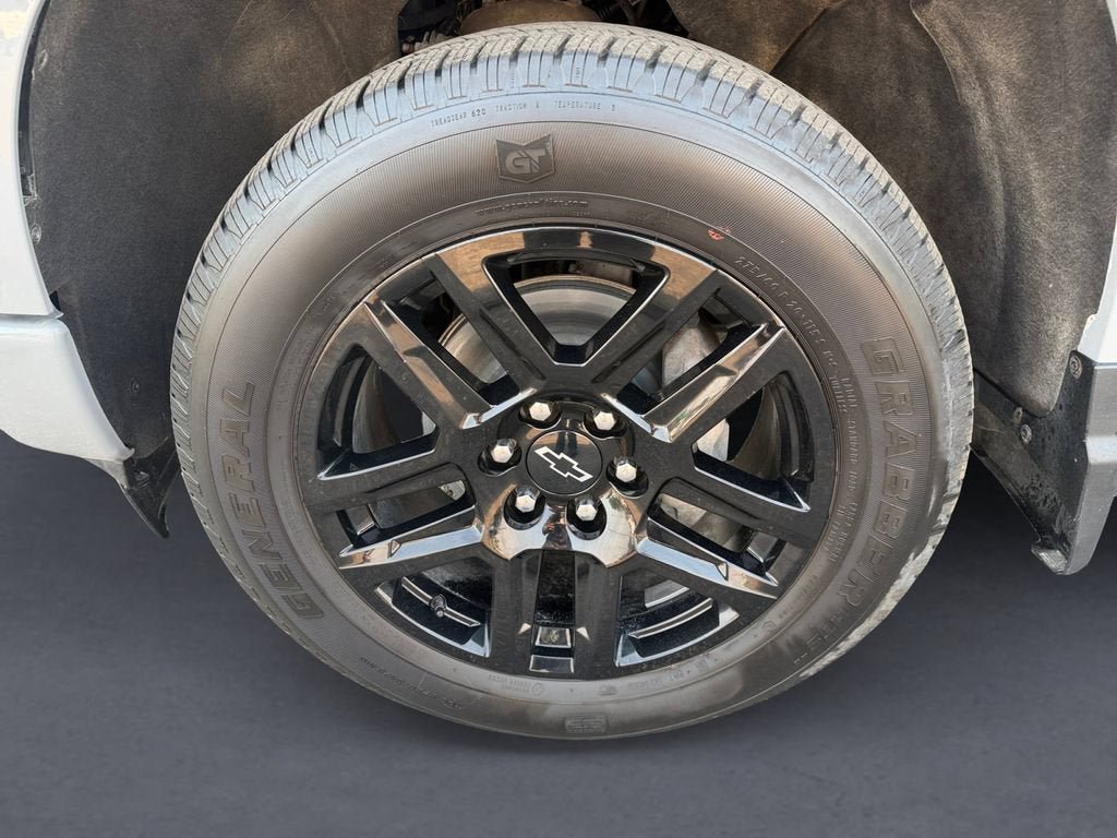 Used 2024 Chevrolet Silverado 1500 Custom AWD/4WD image 9
