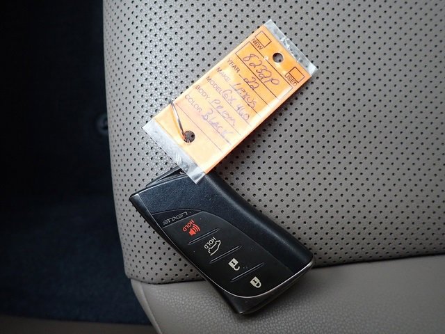 Used 2022 Lexus GX 460 Premium w/ Premium Plus Package image 30