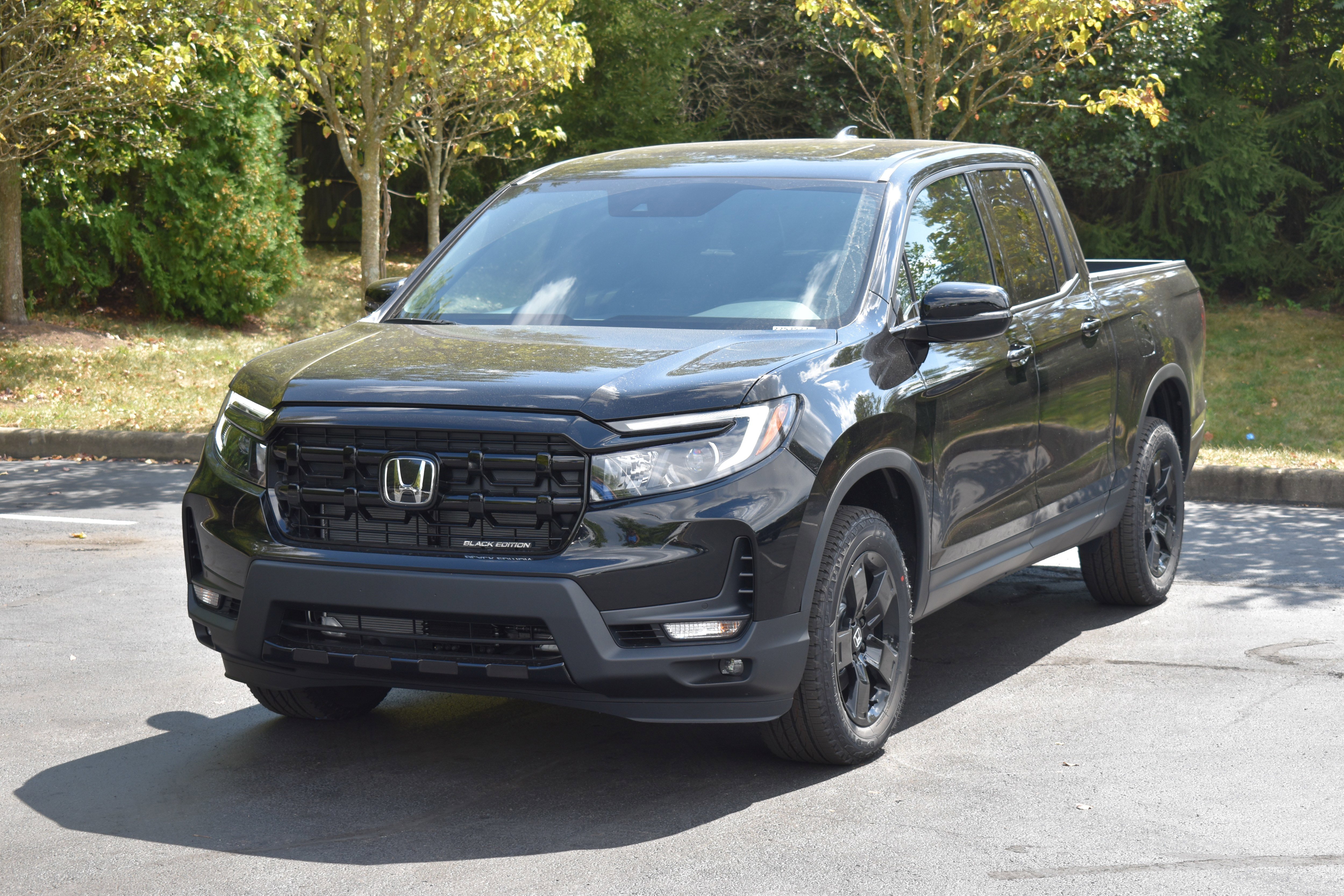 New 2026 Honda Ridgeline Black Edition image 3