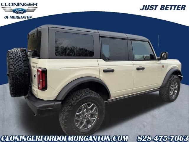 New 2025 Ford Bronco Badlands image 9