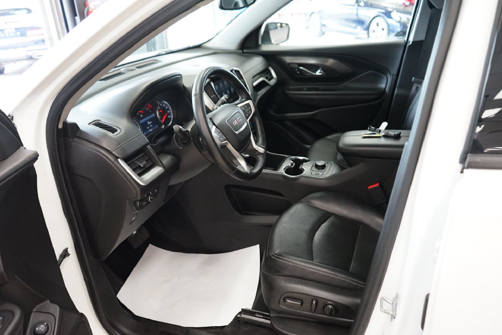 Used 2023 GMC Terrain SLT FWD image 24