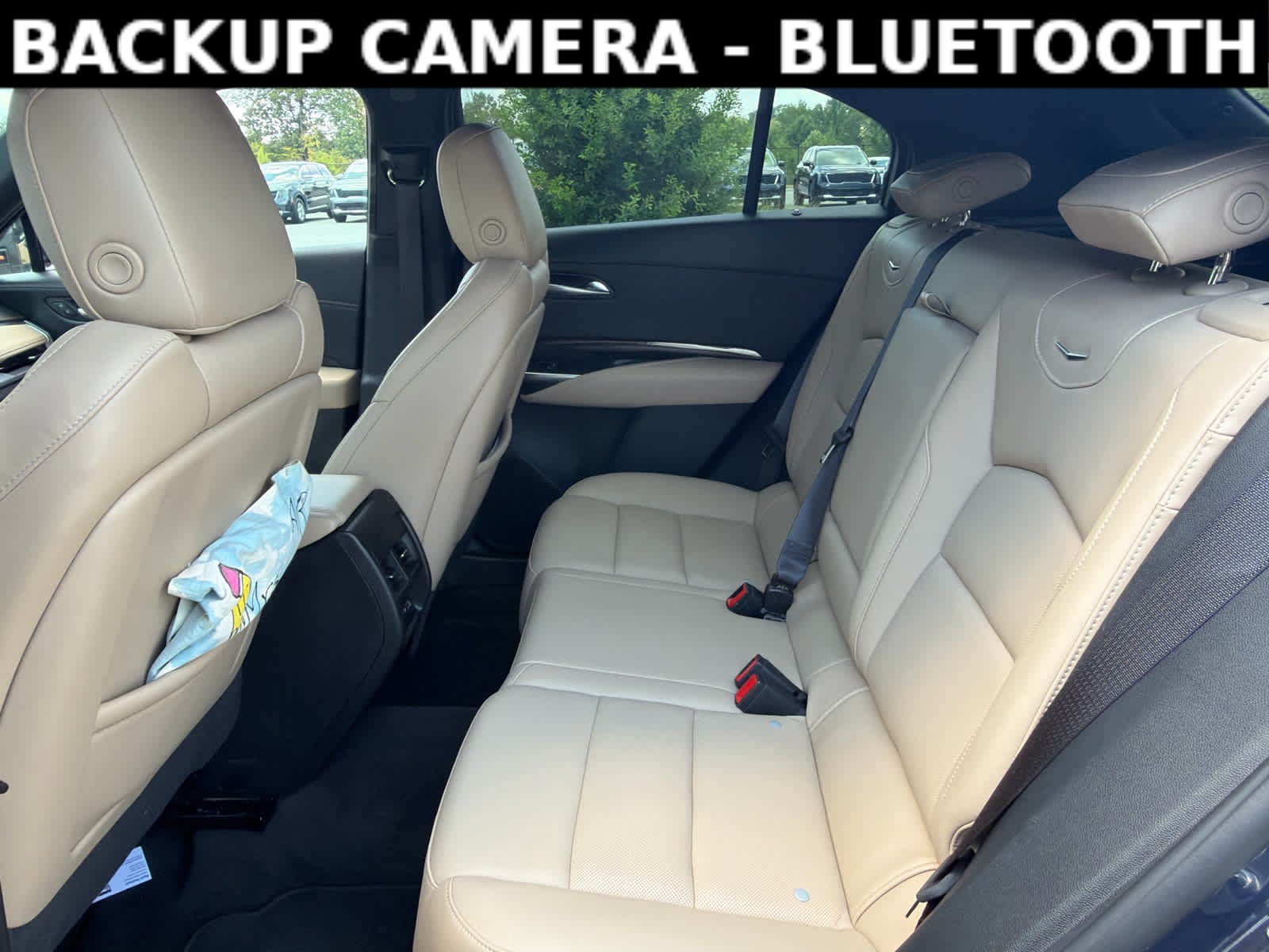 Used 2024 Cadillac XT4 Premium Luxury w/ Active Safety Package AWD/4WD image 6