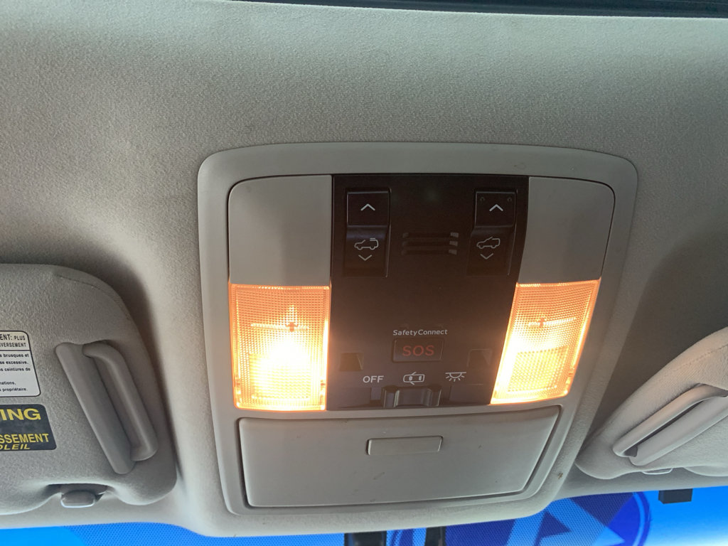 Used 2014 Lexus GX 460 w/ Premium Package AWD/4WD image 27