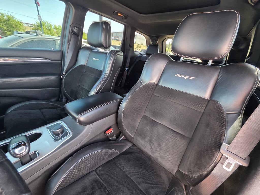 Used 2014 Jeep Grand Cherokee SRT8 w/ Luxury Group II AWD/4WD image 10