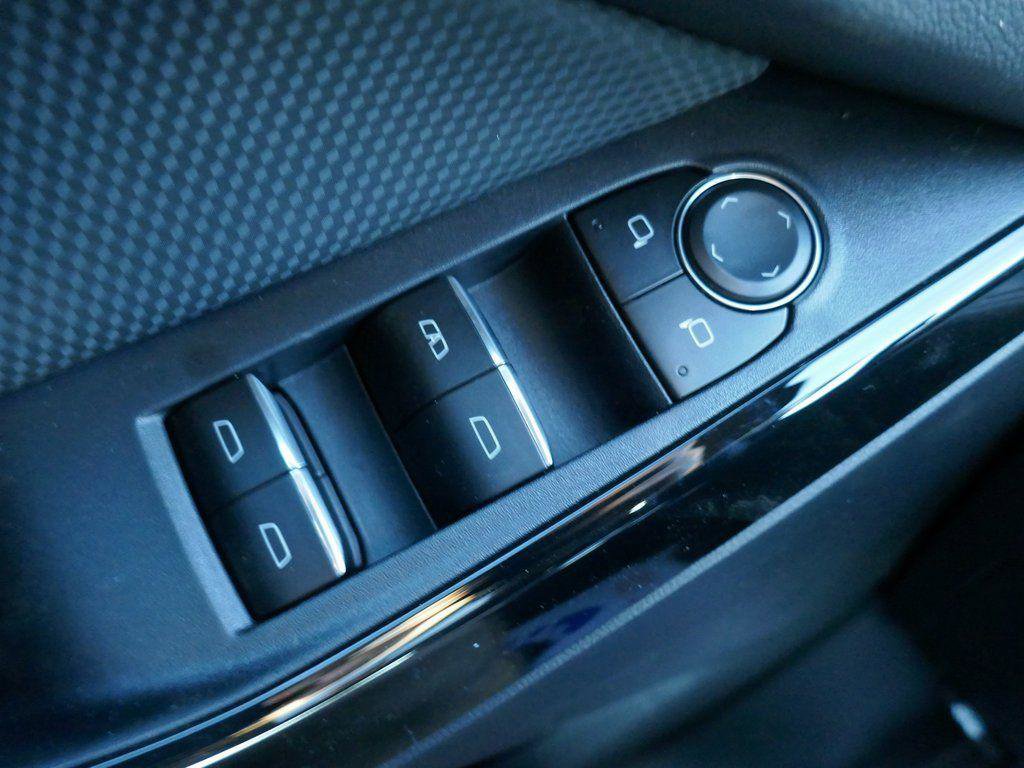 New 2026 Chevrolet Equinox RS w/ Safety and Technology Package image 14