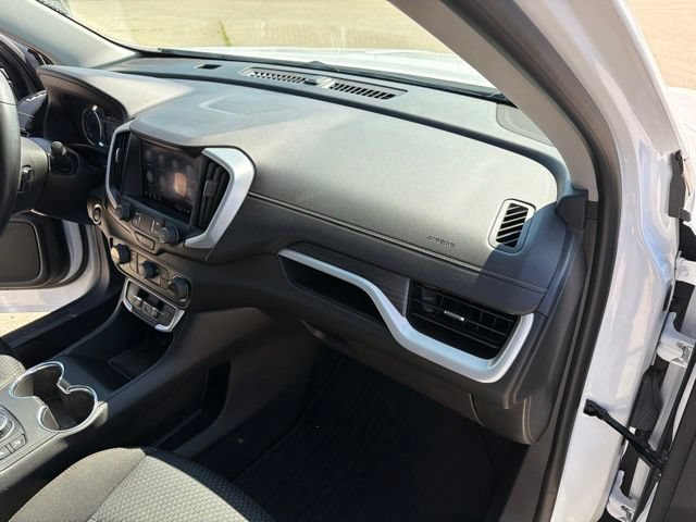 Used 2023 GMC Terrain SLE w/ Driver Convenience Package AWD/4WD image 30