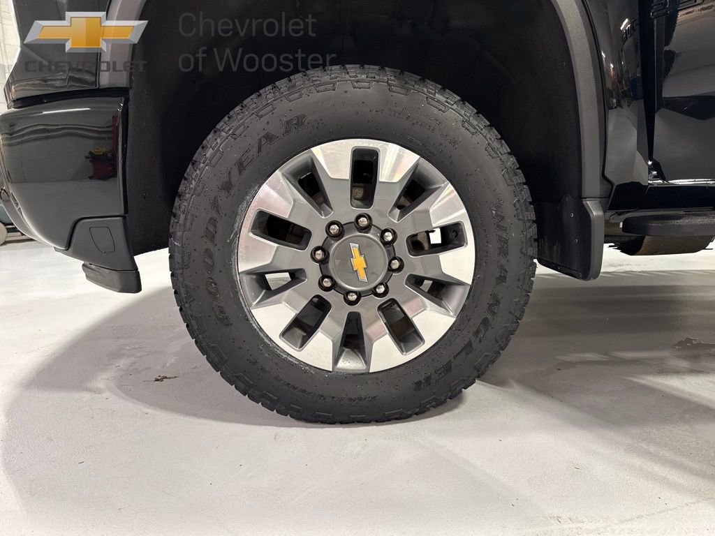 Used 2024 Chevrolet Silverado 2500 Custom w/ Custom Value Package AWD/4WD image 31