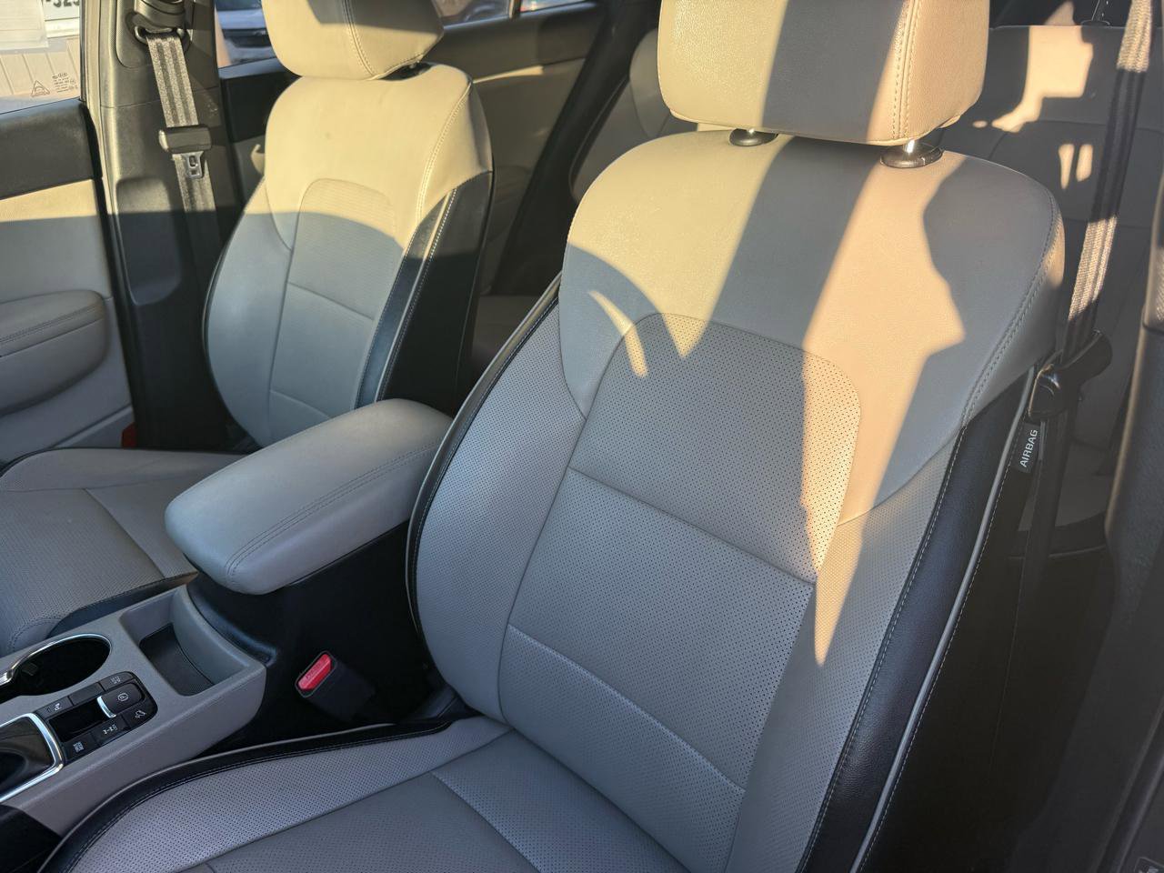 Used 2022 Kia Sportage SX image 20