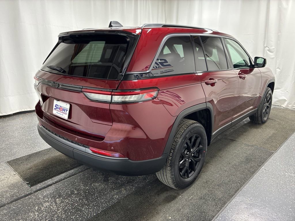 New 2026 Jeep Grand Cherokee Altitude AWD/4WD image 4