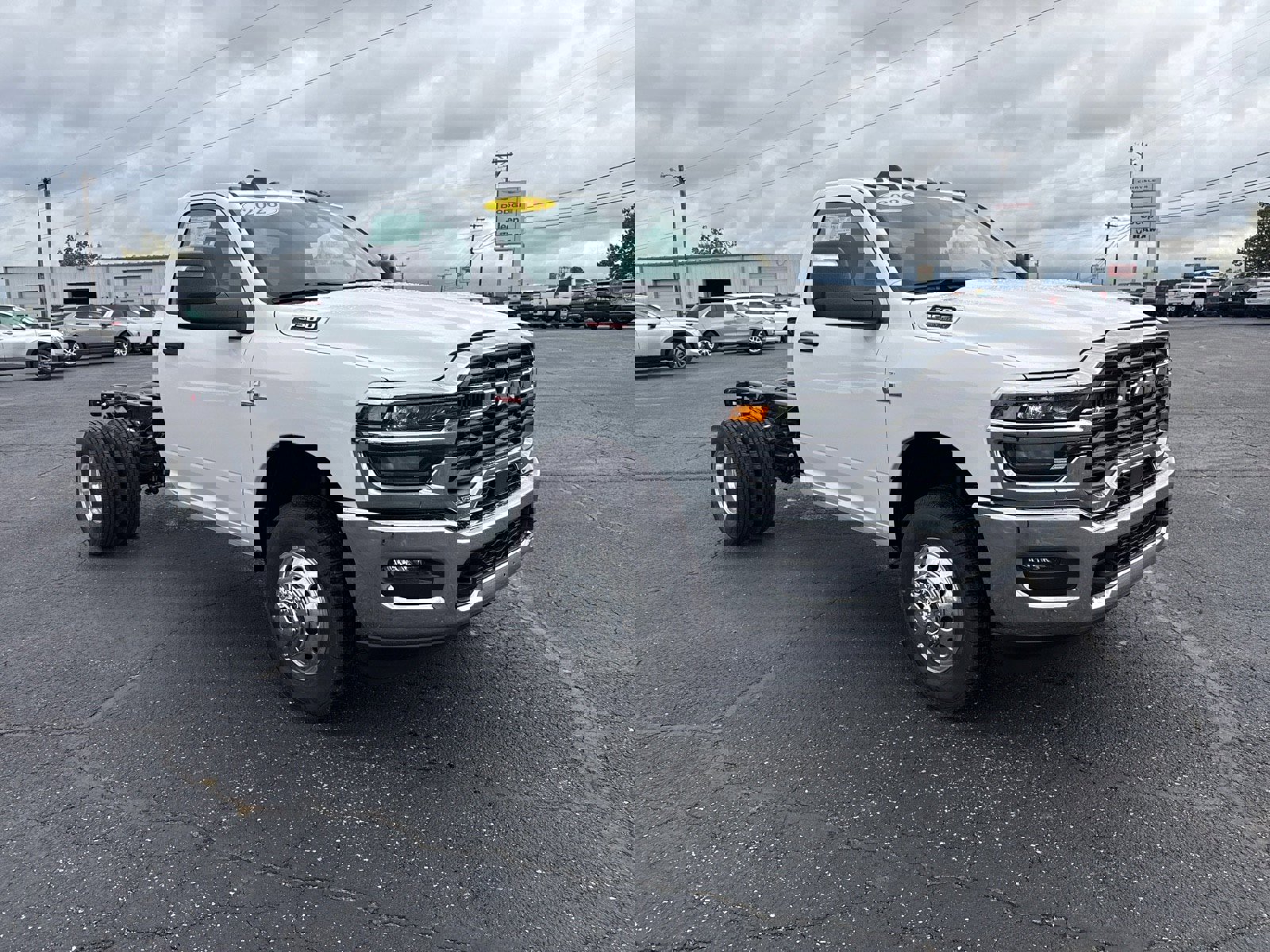 New 2026 RAM 3500 Tradesman w/ Chrome Appearance Group