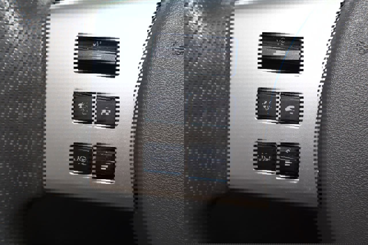 Used 2017 Nissan Frontier SV RWD image 11