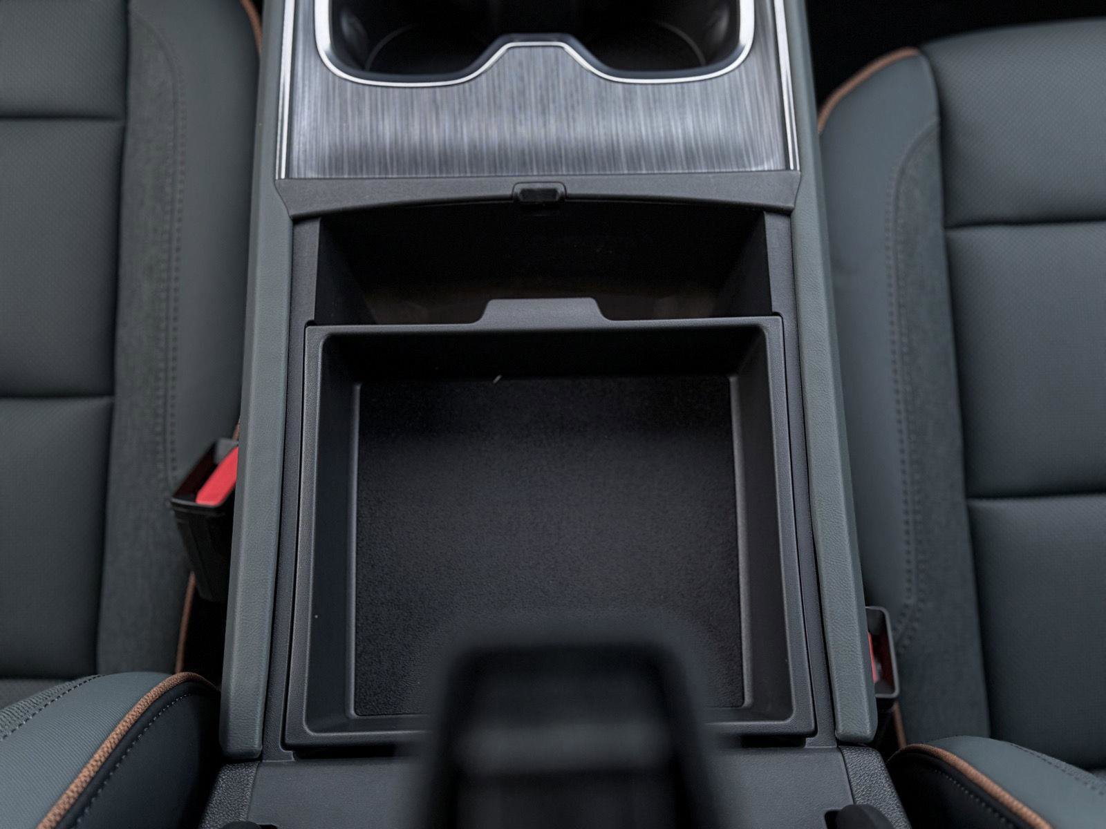 New 2026 GMC Acadia AT4 w/ Luxury Package image 22